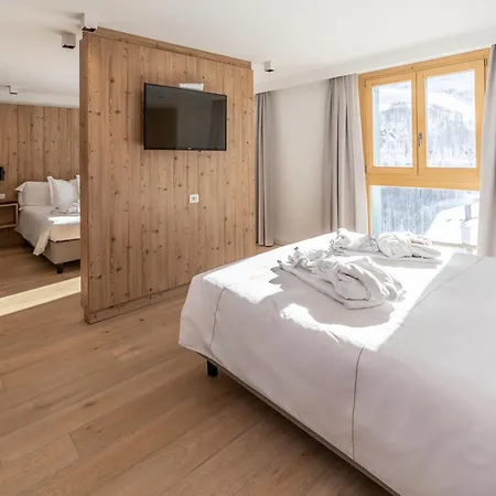 White Angel Hotel-2